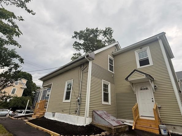 26 Sagamore St, Lynn MA 01902