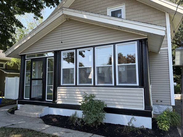 47 Ideal Rd, Worcester MA 01604