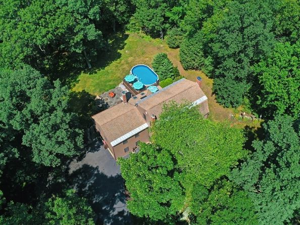 245 Albee Road, Uxbridge MA 01569