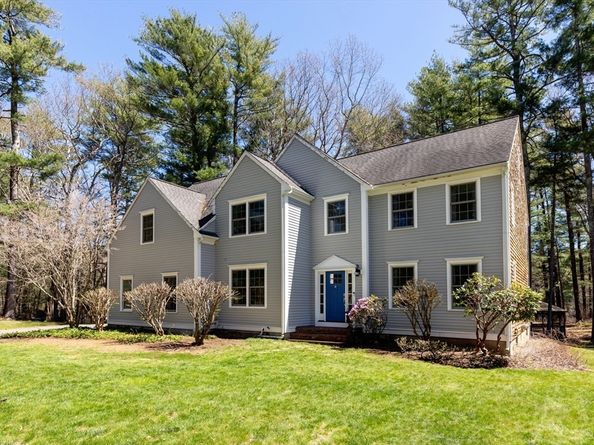 154 Partridge Brook Cir, Marshfield MA 02050