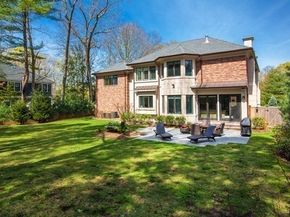 1580 Beacon St, Newton MA 02468