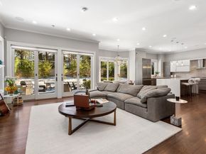 1580 Beacon St, Newton MA 02468