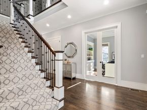 1580 Beacon St, Newton MA 02468