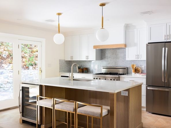 150 Grant Ave, Newton MA 02459