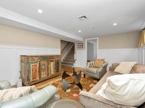 9 Thurston Place 9, Medfield MA 02052