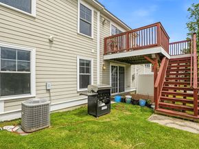 3 Woodbridge Ct 3, Grafton MA 01536