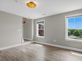 3 Woodbridge Ct 3, Grafton MA 01536