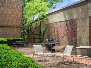 19 Alton Court 1, Brookline MA 02446