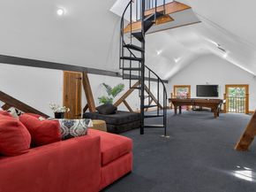 47 Longfellow Rd, Wellesley MA 02481