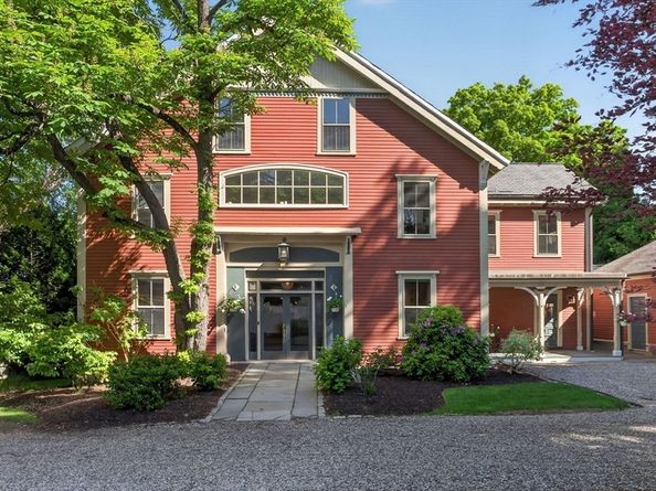 47 Longfellow Rd, Wellesley MA 02481