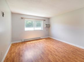 9 Weld St 14, Framingham MA 01702