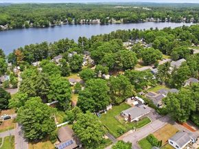 8 Maple Rd, Westford MA 01886