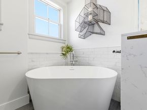 284 Bunker Hill St 5, Boston MA 02129