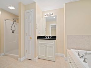 14 Sugar Maple Cir 14, Hanover MA 02339