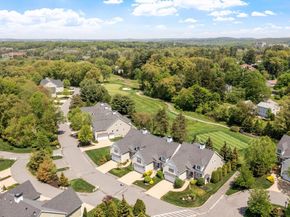 38 Crenshaw Ln 38, Andover MA 01810
