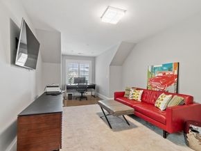 38 Crenshaw Ln 38, Andover MA 01810