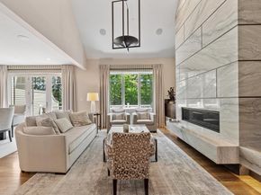 38 Crenshaw Ln 38, Andover MA 01810