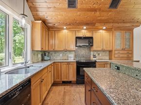26 Dennis Circle, Northborough MA 01532