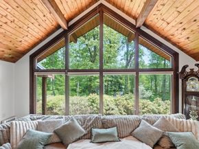 26 Dennis Circle, Northborough MA 01532