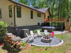 26 Dennis Circle, Northborough MA 01532