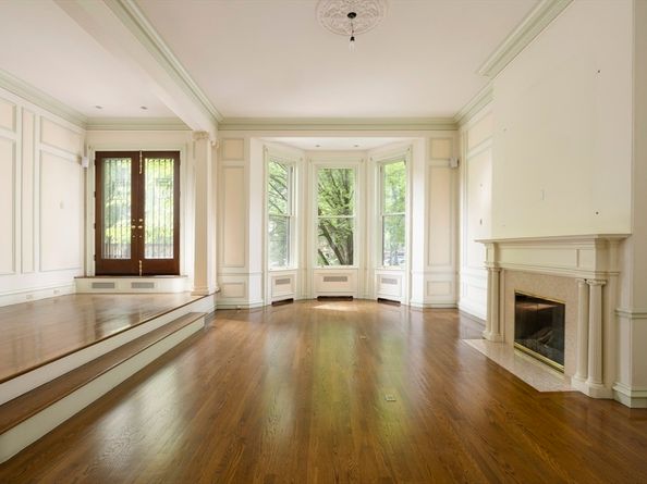 129 Commonwealth Avenue, Boston MA 02116