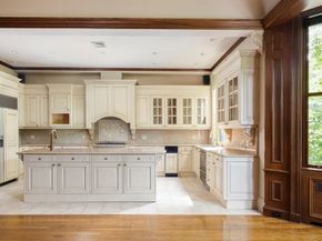129 Commonwealth Avenue, Boston MA 02116