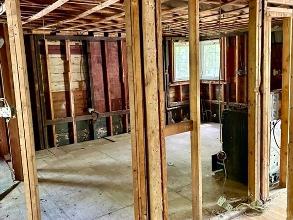 5 Spring Road, Middleton MA 01949