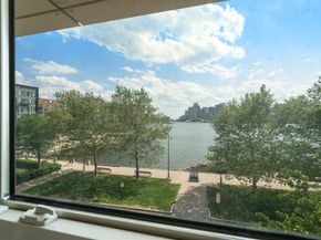 113 Sumner St 32, Boston MA 02128