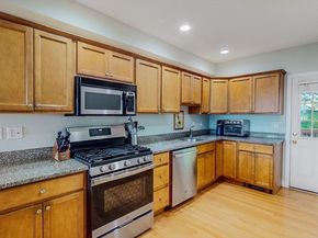 33 Main St 2, Somerville MA 02145