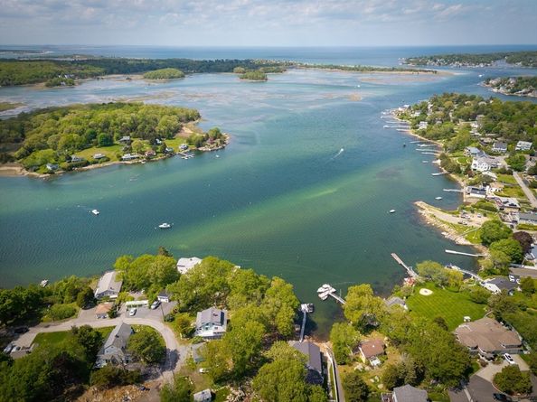 16 Tidal Cove Way, Gloucester MA 01930