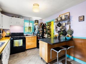 17 Sharon St, Medford MA 02155