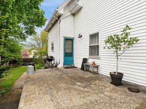 17 Sharon St, Medford MA 02155