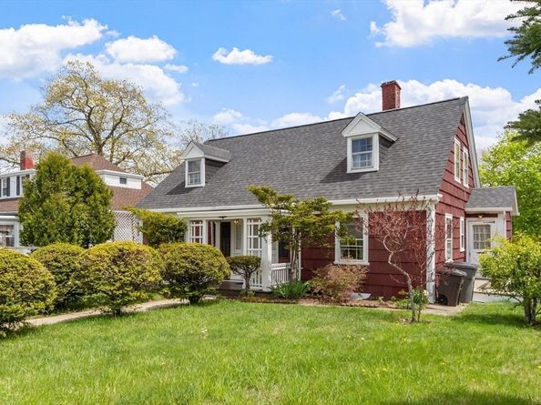 193 Woodland Ave, Gardner MA 01440