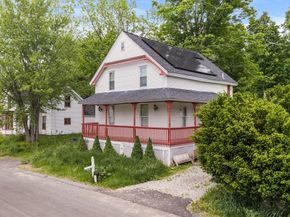 12 Green St, Brookfield MA 01506