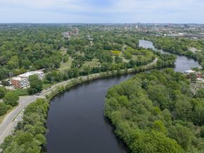 231 Coolidge Ave 409, Watertown MA 02472