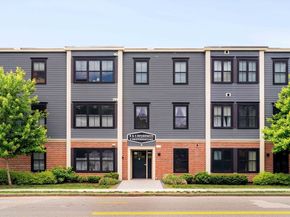 9 Independence Ave 205, Braintree MA 02184