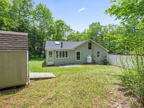 1202 Wachusett St, Holden MA 01522