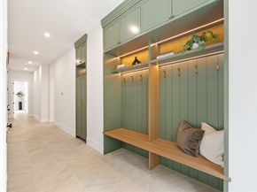 101 Alban Rd, Newton MA 02468