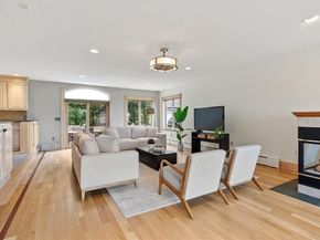 258 Hill St, Leominster MA 01453