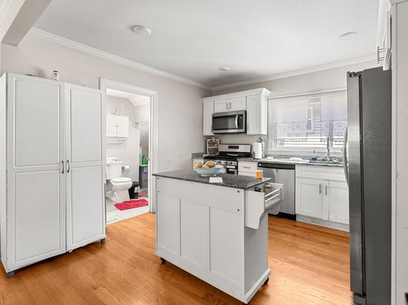 23 Thorndike St, Revere MA 02151