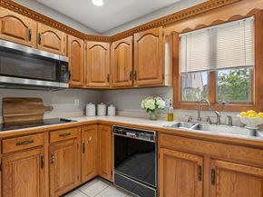 20 Brightwood Ave, Worcester MA 01604