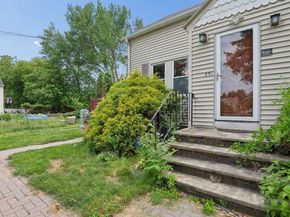 20 Brightwood Ave, Worcester MA 01604