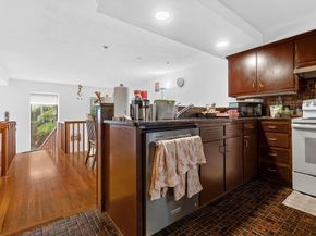36 Hanson St, Boston MA 02118