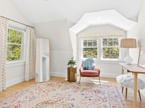 39 Fairbanks Ave, Wellesley MA 02481