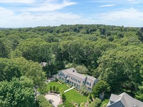 39 Fairbanks Ave, Wellesley MA 02481