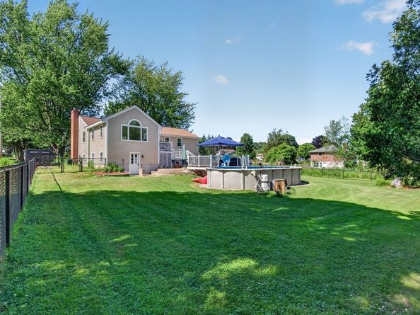 3 Jerridge Ln, Chelmsford MA 01824