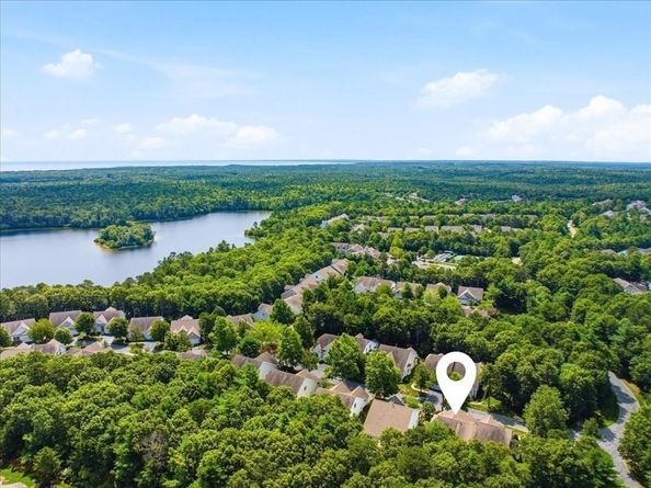 6 Champlain Circle, Plymouth MA 02360
