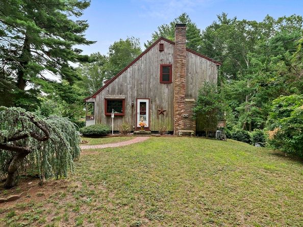 81 Furnace St, Marshfield MA 02050