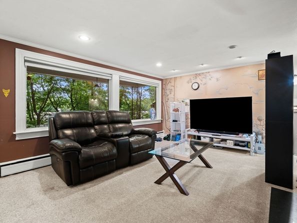 10 Rafferty Rd, Stoneham MA 02180