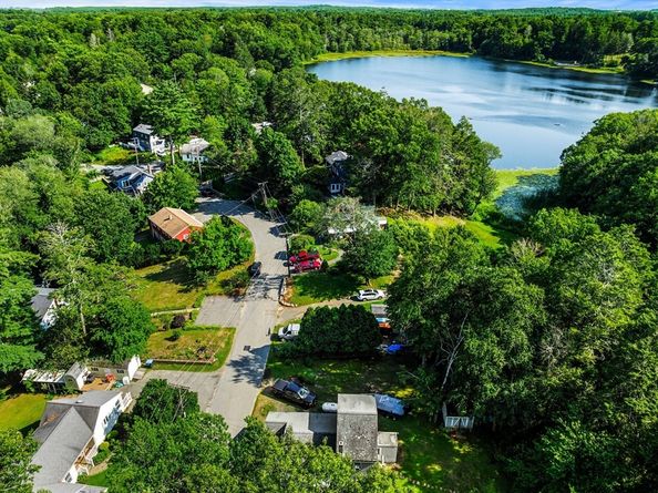 76 Pine Tree Drive, Hamilton MA 01982